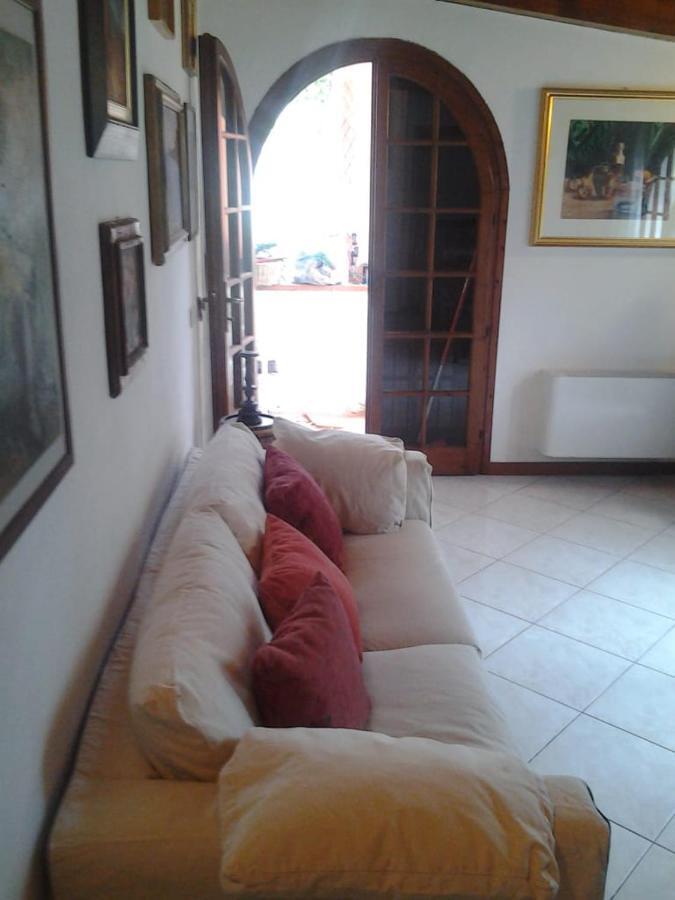 Villa Paddeu Сасари Екстериор снимка
